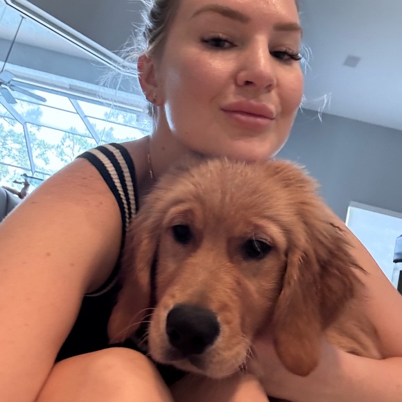 Meet your Posher, Ashley - Picture 2 of 15